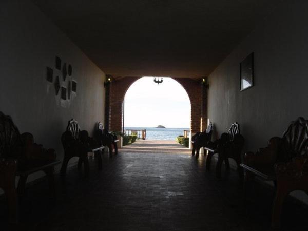 Costa Alegre Hotel & Suites