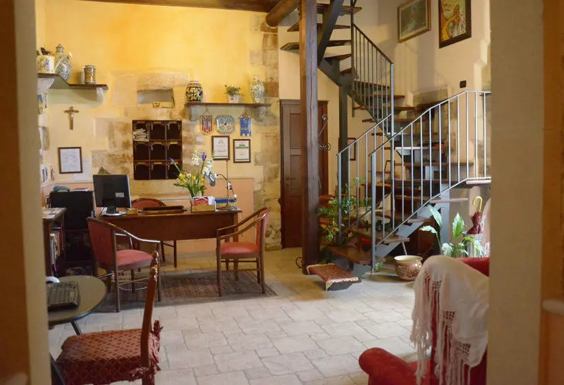 Country  Casina Di Grotta Di Ferro