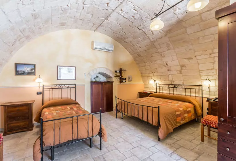 Country  Casina Di Grotta Di Ferro