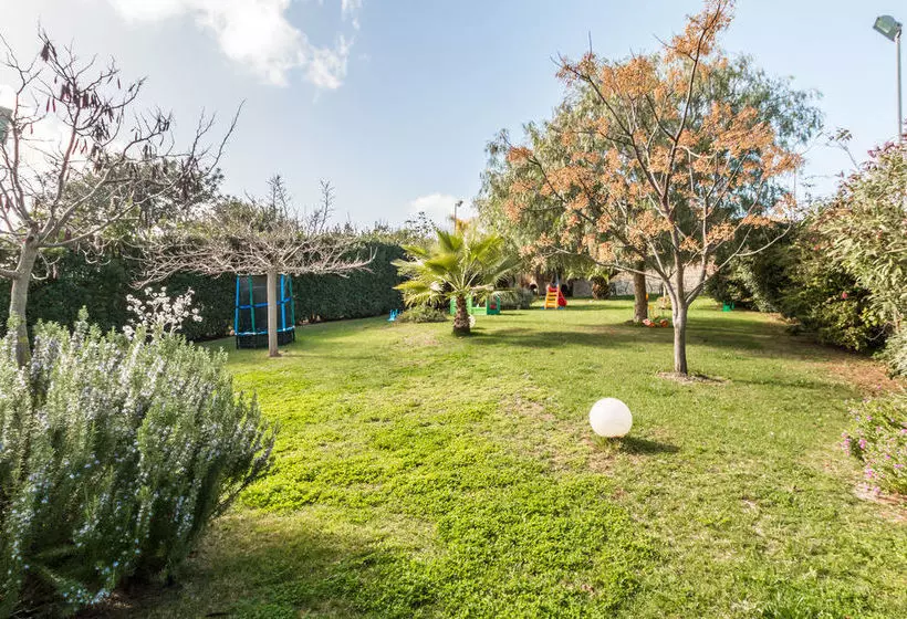 Country  Casina Di Grotta Di Ferro