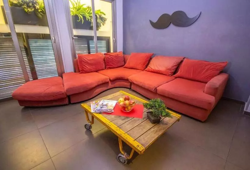Don Moustache Boutique Hostel