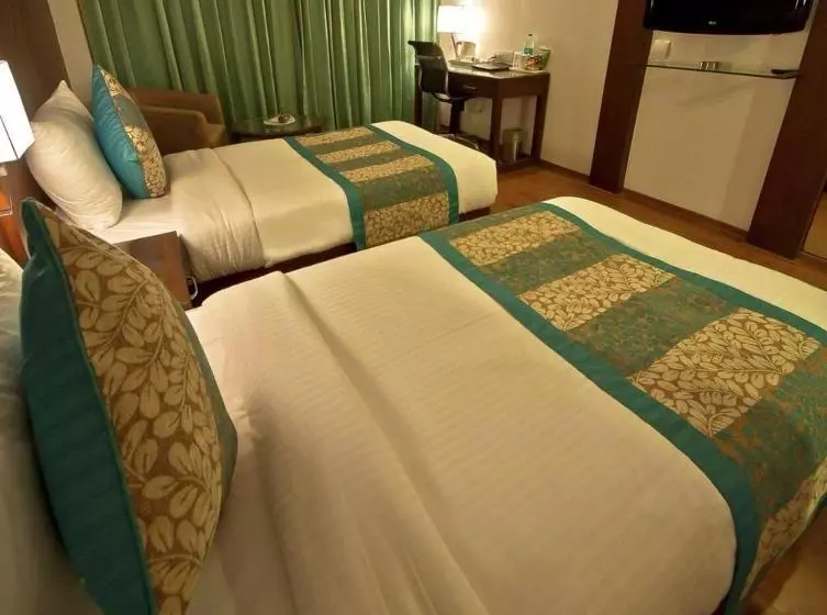 Hotel Pacific Inn Iffco Chowk