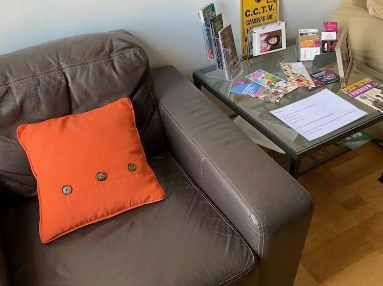 簡易ホテル Martha's Guesthouse