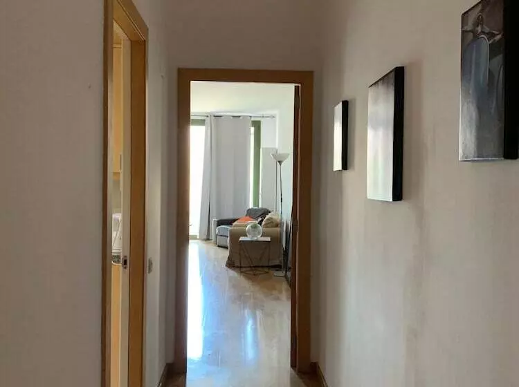 簡易ホテル Martha's Guesthouse