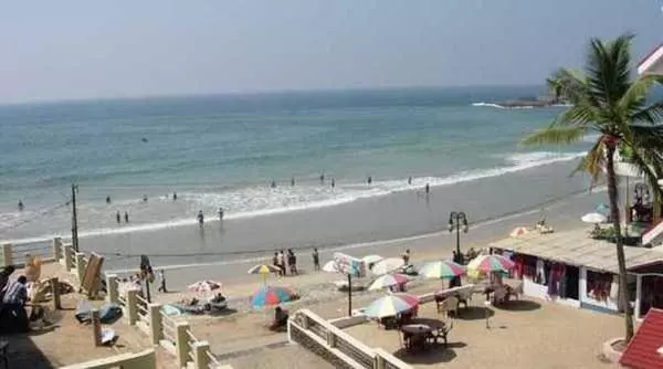 בית מלון כפרי Beach Florra Inn