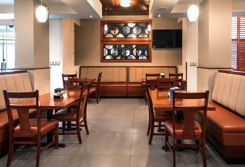 فندق Best Western Cumbres Inn Cd. Cuauhtemoc