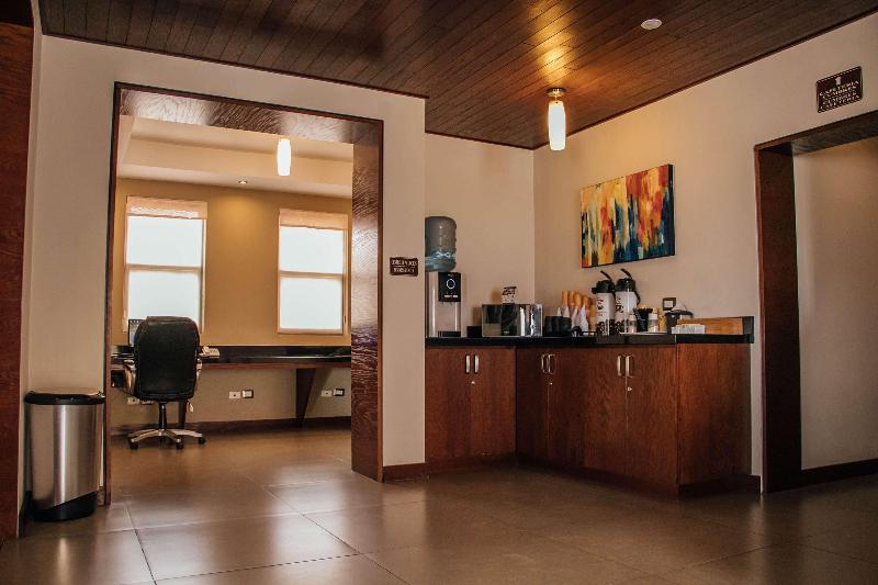 فندق Best Western Cumbres Inn Cd. Cuauhtemoc