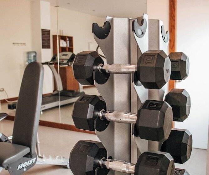 فندق Best Western Cumbres Inn Cd. Cuauhtemoc