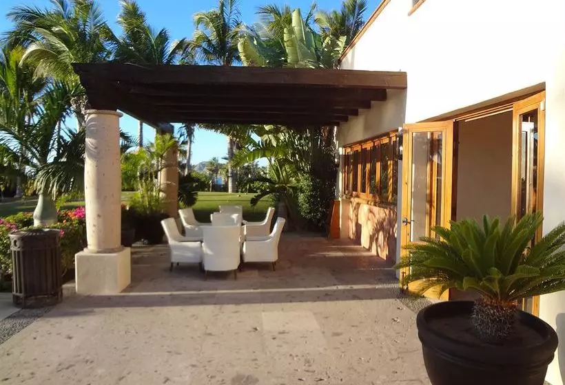 Отель Cabo Marina Beach Condos