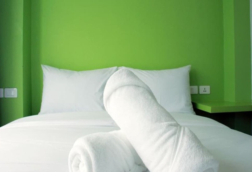 ホテル Cheeky Monkey S Samui