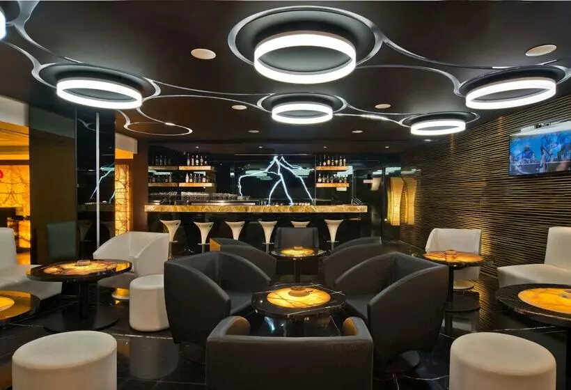 Hotel Country Inn & Suites By Radisson, Bengaluru Hebbal Road