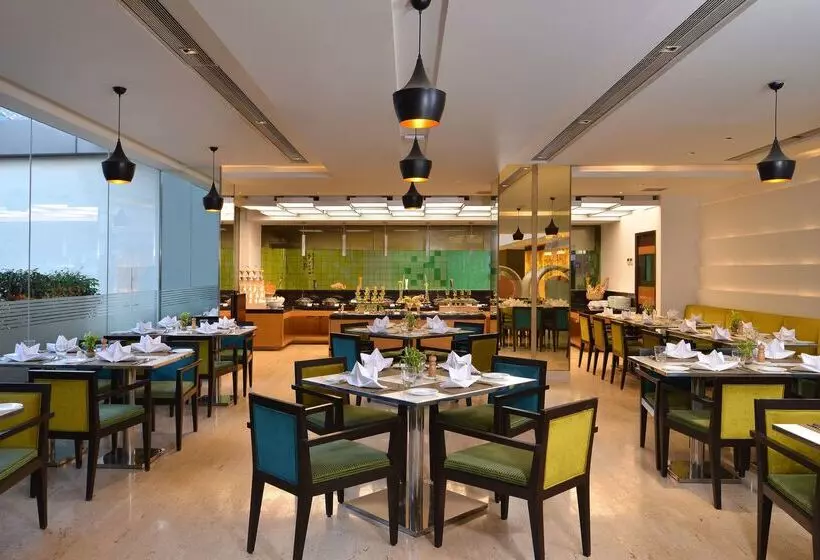 Hotel Country Inn & Suites By Radisson, Bengaluru Hebbal Road