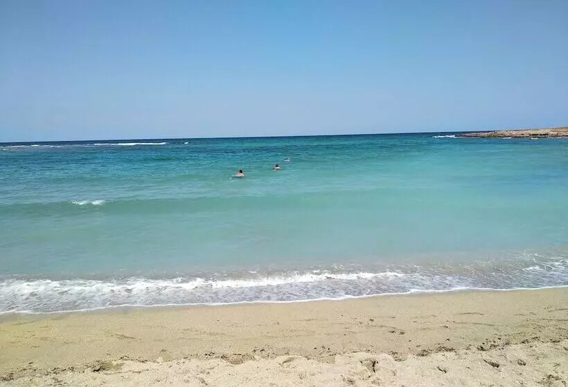 Отель Donnosanto Residence