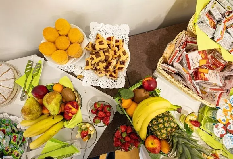 Отель Donnosanto Residence