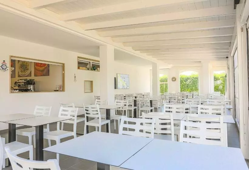 Отель Donnosanto Residence