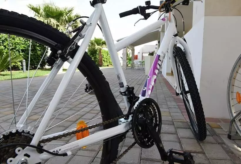 Отель Donnosanto Residence