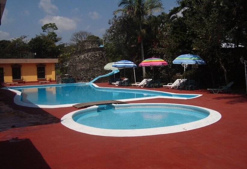 فندق El Pueblito