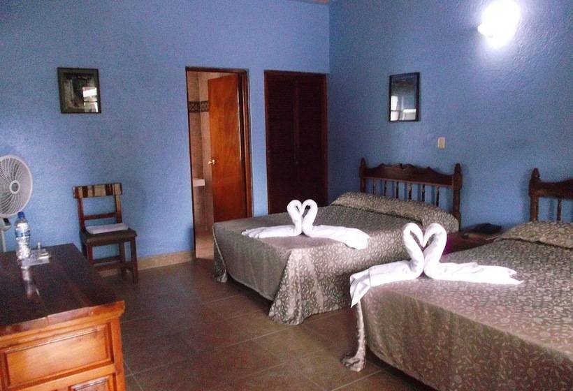 فندق El Pueblito