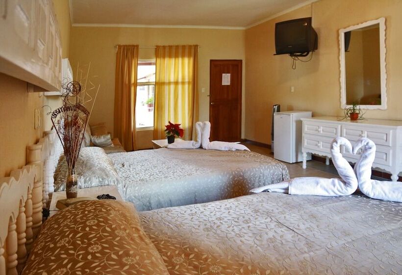 فندق El Pueblito