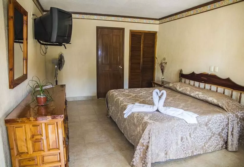 בית מלון כפרי El Pueblito