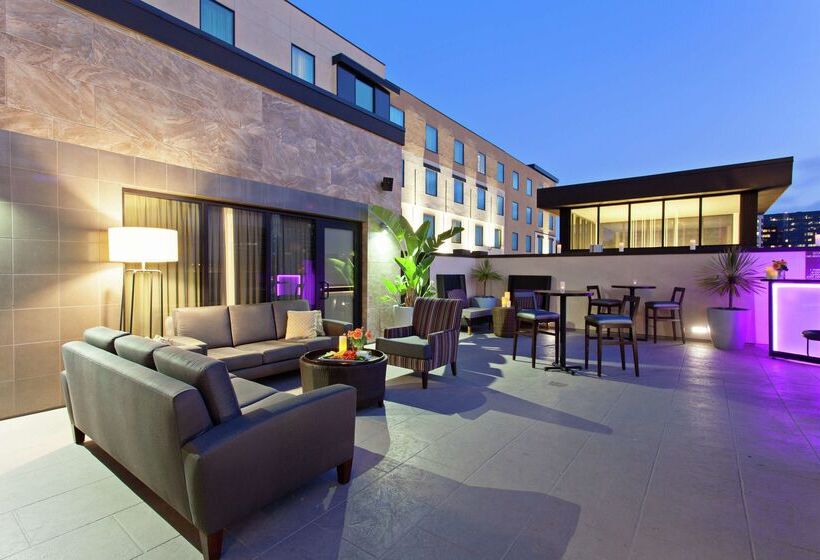 בית מלון כפרי Hilton Garden Inn Irvine/orange County Airport