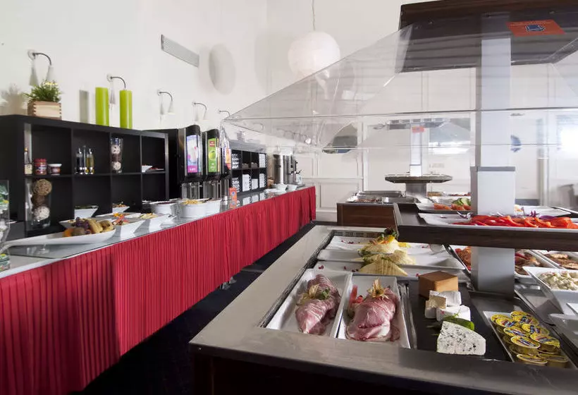 هتل Horten Brygge