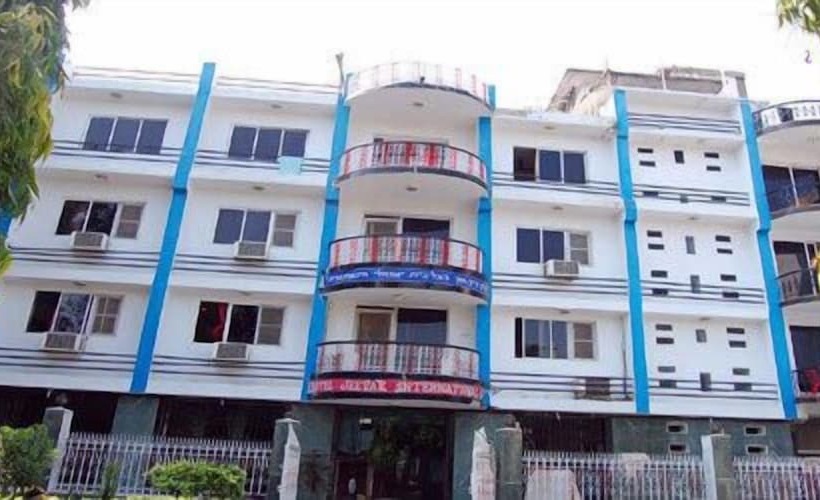 هتل Jeevak International