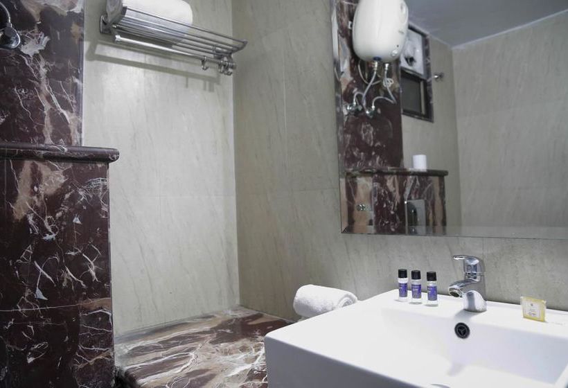 هتل Oyo Premium Jaipur Junction