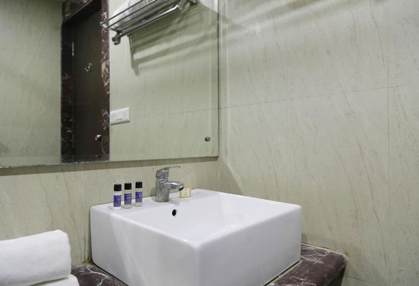 هتل Oyo Premium Jaipur Junction