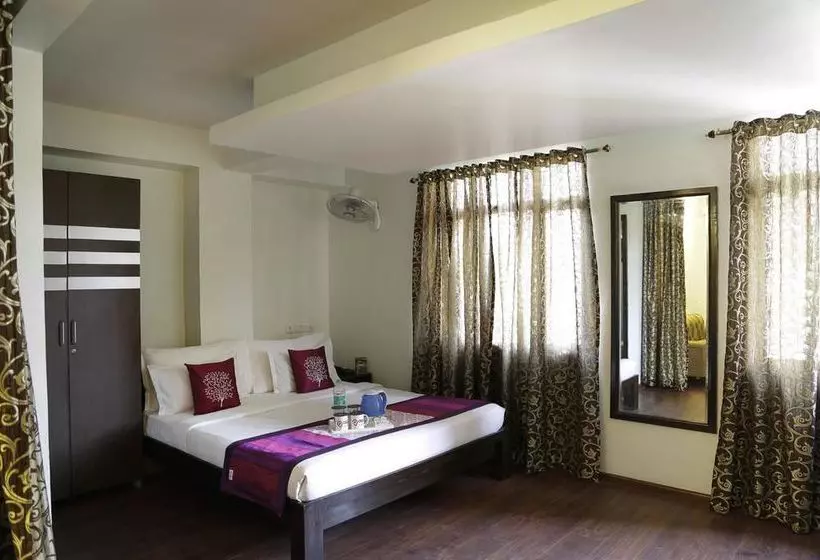 Hotel Oyo Premium Jaipur Junction
