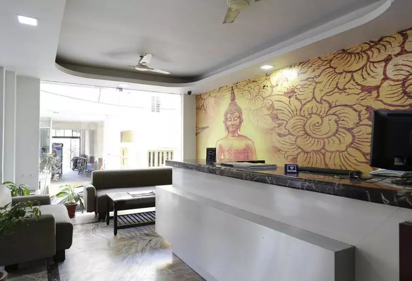 Hotel Oyo Premium Jaipur Junction