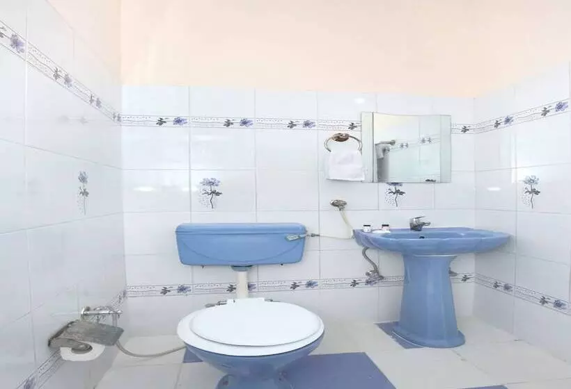 هتل Oyo Rooms Chandigarh Sector 7