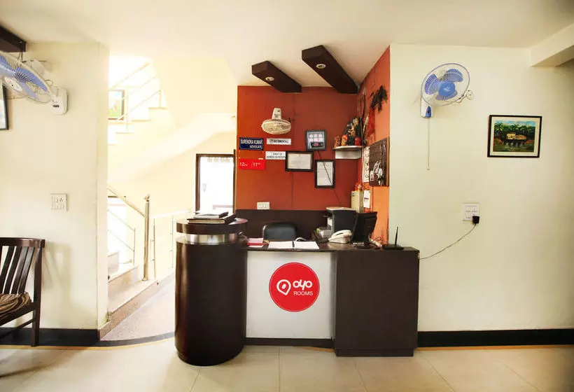 ホテル Oyo Rooms Noida Sector 71