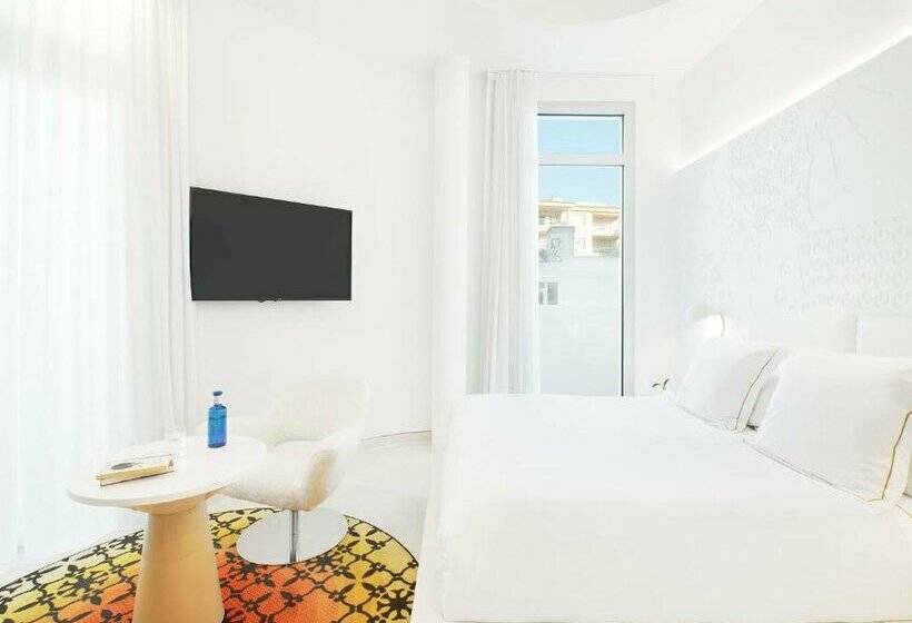 هتل The Donna Portals