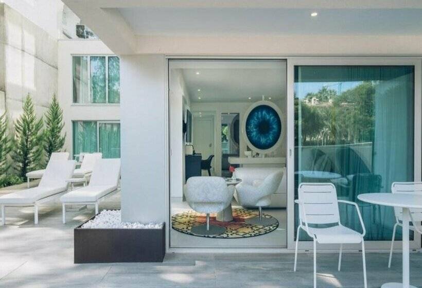 هتل The Donna Portals