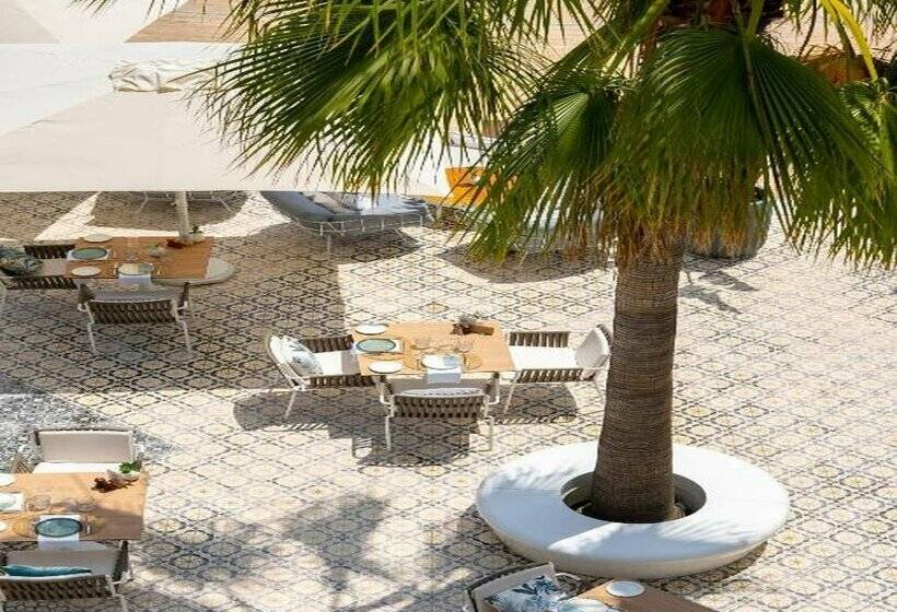 هتل The Donna Portals