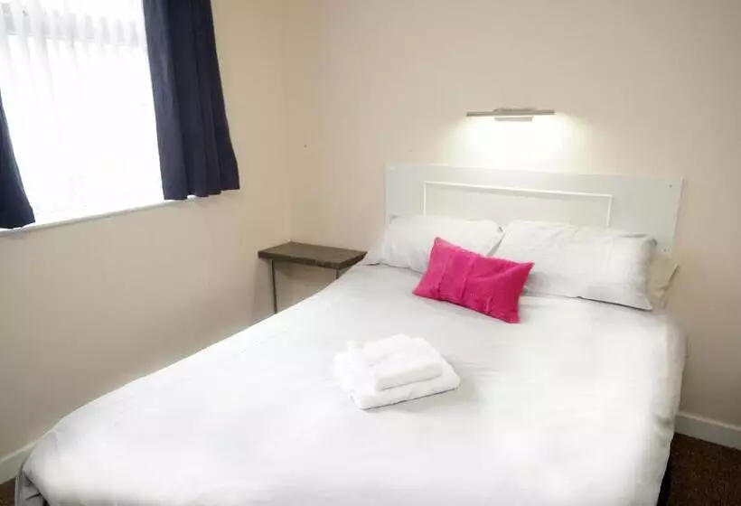 فندق The Rollason