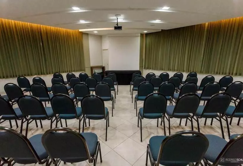 ホテル Tonello Business