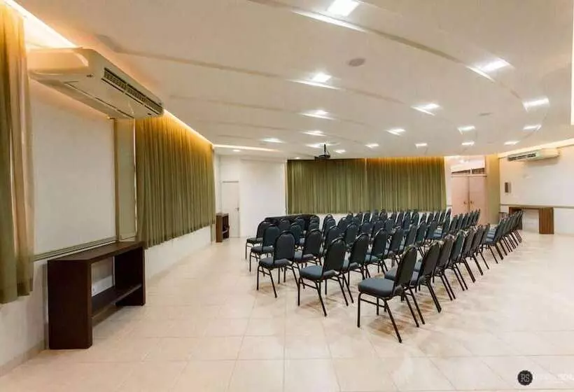 ホテル Tonello Business