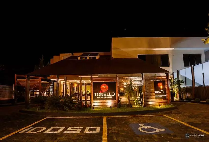 ホテル Tonello Business