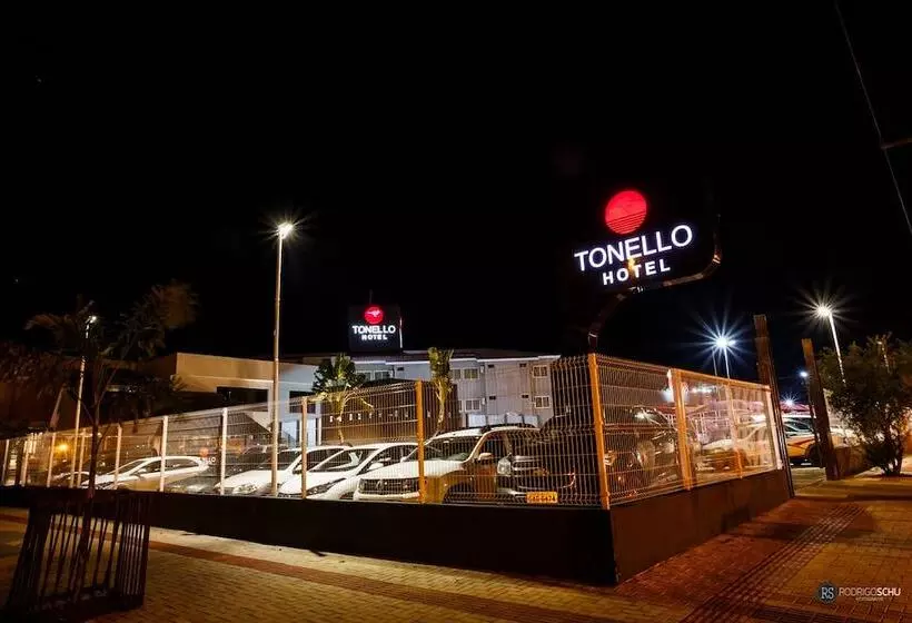 ホテル Tonello Business