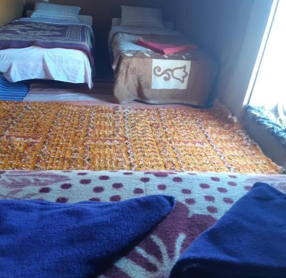 تختخواب و صبحانه Camp Mhamid Sahara Tours