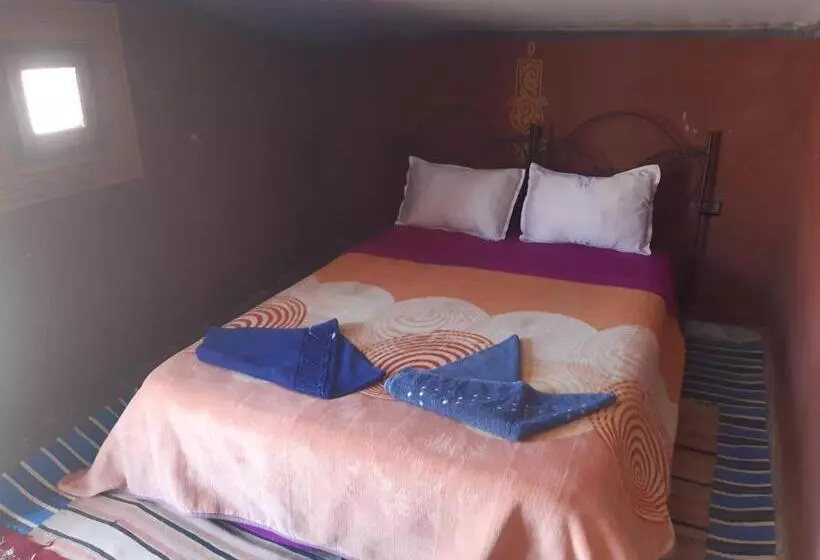 Aamiaismajoitus (B&B) Camp Mhamid Sahara Tours