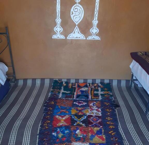 تختخواب و صبحانه Camp Mhamid Sahara Tours