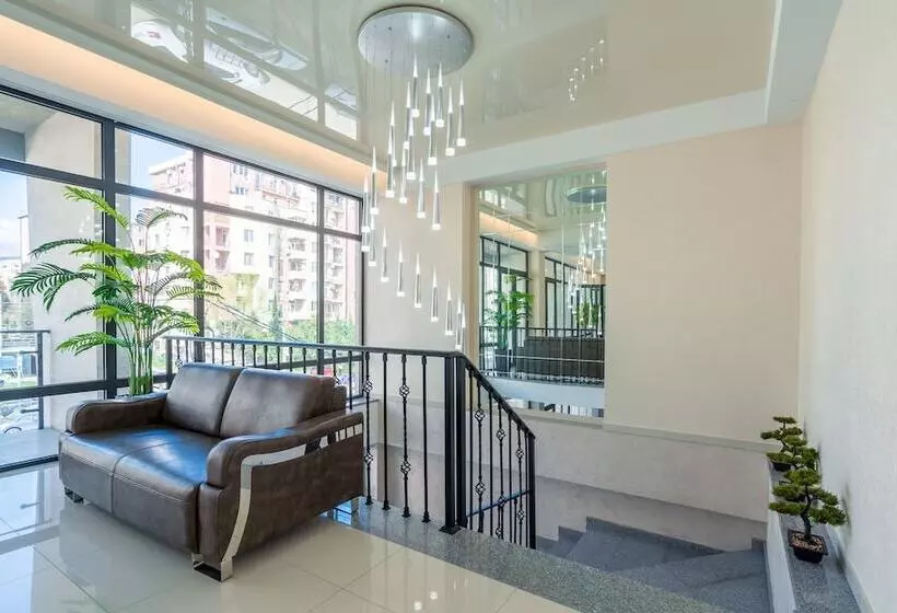 Aura Hotel Tbilisi