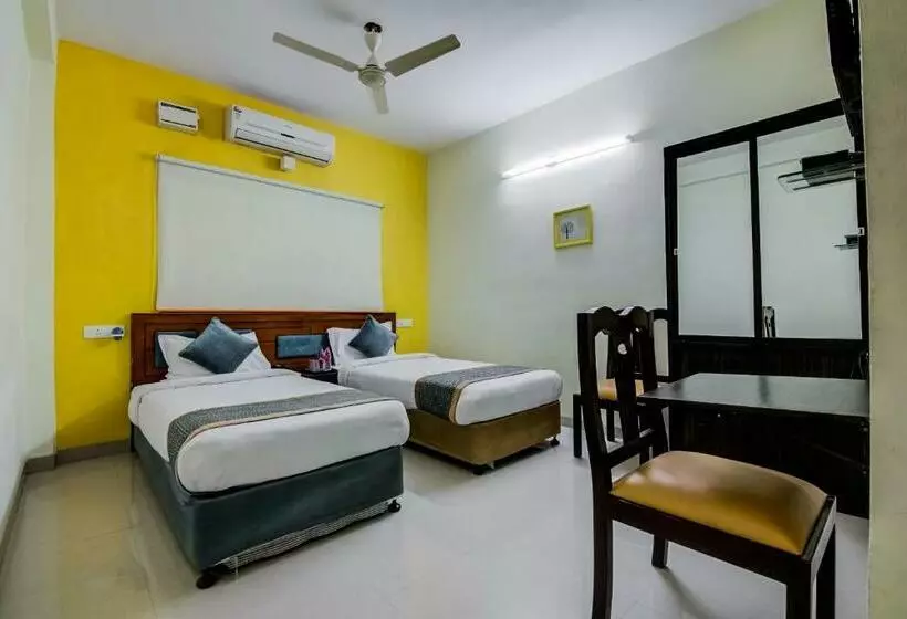 هتل Oyo 19022 Perungudi