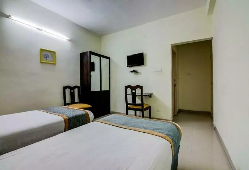 هتل Oyo 19022 Perungudi