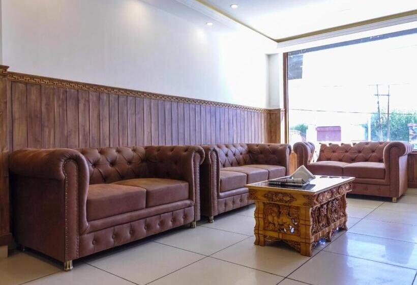 Hotell The Holiday Home