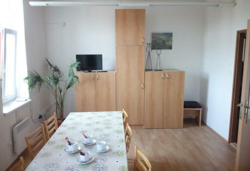 旅馆 Havranův Dům Suchohrdly