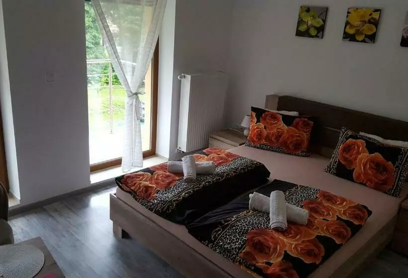 Majatalo Penzión Zunama